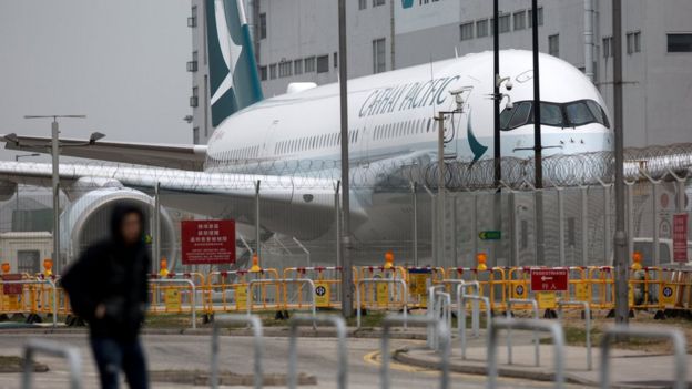 一架國泰空客A350客機停在香港機場維修區（15/3/2017）