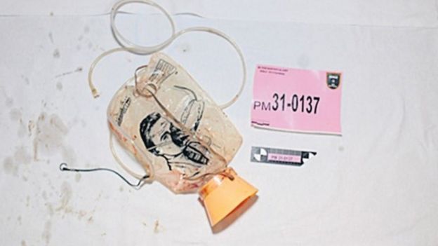 Oxygen mask found on a passenger of MH17