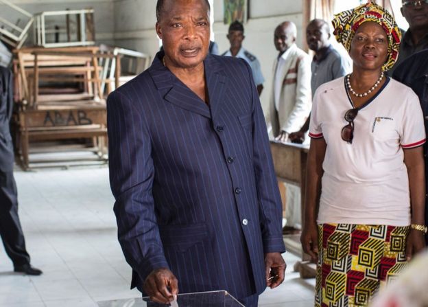 Incumbent Congolese President Denis Sassou Nguesso casts his ballot at a polling station in Brazzaville on March 20, 2016.
