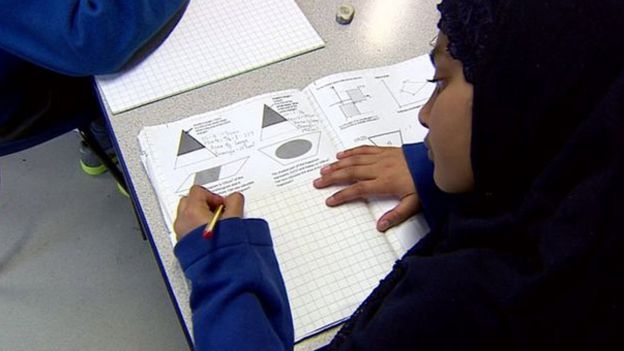 Professores só têm duas aulas diárias de 40 minutos