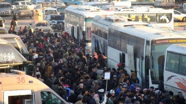 الجيش السوري ينذر مسلحي المعارضة بضرورة مغادرة شرق حلب