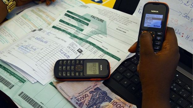 Selon la banque mondiale, l'Afrique subsaharienne a la proportion la plus élevée de comptes en banque mobile.