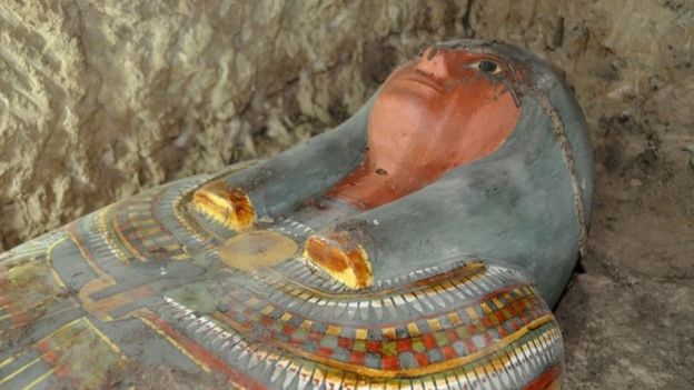 A sarcophagus containing a millennia-old mummy which was found by Spanish archaeologists near the southern Egyptian town of Luxor (13 November 2016)