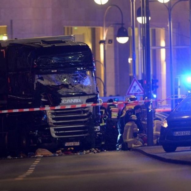 El camión que arrolló a las personas en Kurfürstendamm