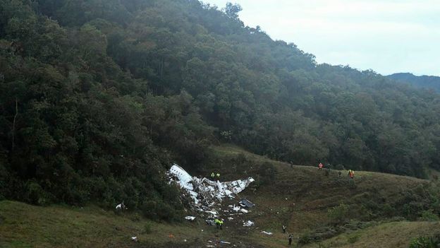 La aeronave se estrelló en una montaña cercana a la ciudad de Medellín, Colombia.