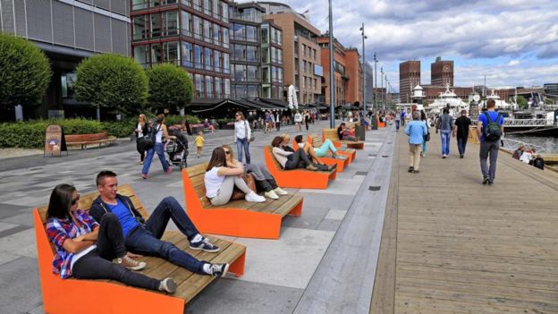 Oslo's 12km-long 'Stranden' waterfront promenade offers pedestrians car-free walks; during Norway's biting winters, the special pavement withstands temperatures of -25 degrees