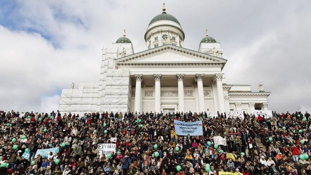 பெரும்பாலான ஃபின்லாந்த் மக்களுக்கு அதிகரித்து வரும் தீவிரவாத வன்முறை சம்பவங்கள் கவலை அளிக்கிறது என பிரதமர் சிபிலா தெரிவித்துள்ளார்.
