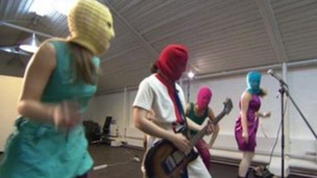 Russia S Pussy Riot Punk Rockers To Remain In Custody Bbc News