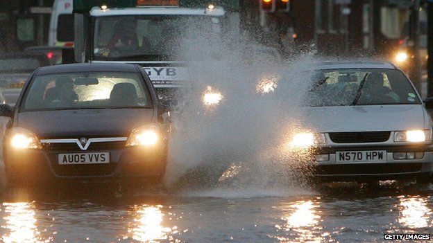 Great Yarmouth Flood Defence Scheme Protects Homes Bbc News