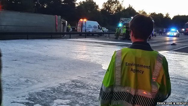 M11 Near Stansted Reopens After Chemical Spill BBC News