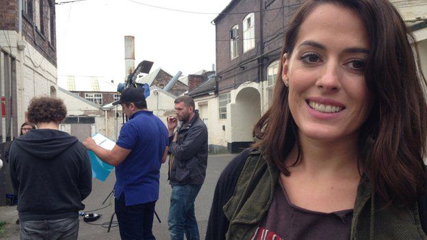 Ella On The Run and film crew