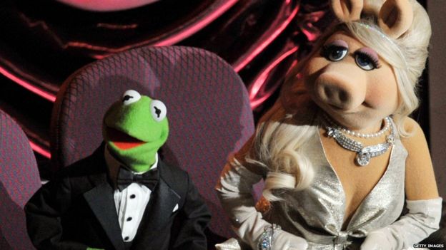 Miss Piggy Awarded Feminism Prize For 40 Years Of Work By Brooklyn