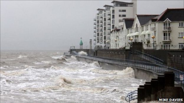 low tides vs high tides in the uk r pics