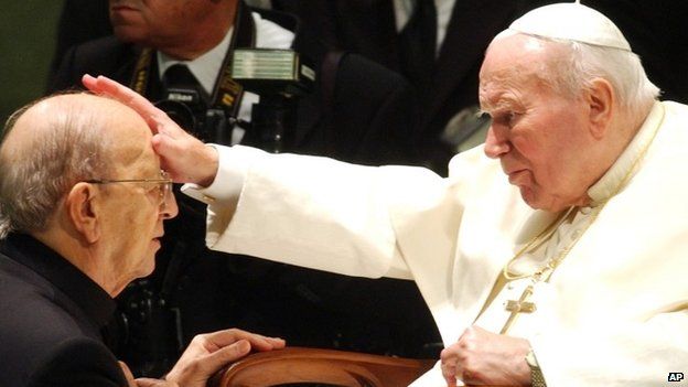 Pope John Paul II blesses Father Marcial Maciel - Nov 2004