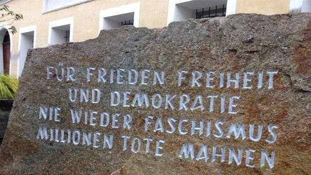 Memorial stone, Braunau