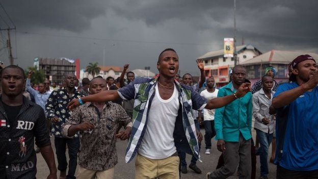 APC supporters in Port Harcourt during a demonstration calling for the cancellation of the presidential elections in the Rivers state on 29 March 2015
