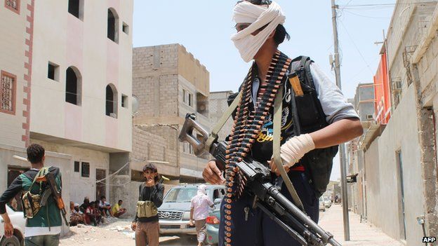 Supporters of Yemeni President Hadi in Aden