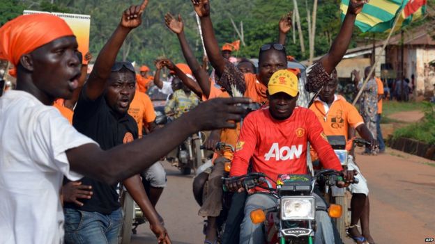 Opposition supporters in Anfoin, Togo - Tuesday 21 April 2015