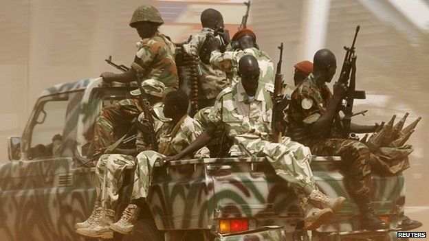 Seleka soldiers patrol in Bangui December 3, 2013