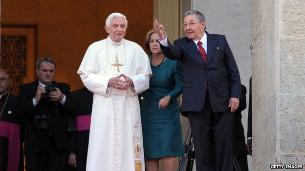 Pope Benedict alongside President Castro in Cuba 28 March 2012