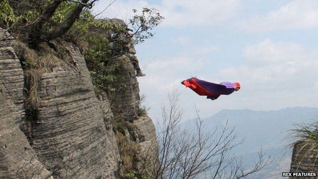 Potter wingsuit flies