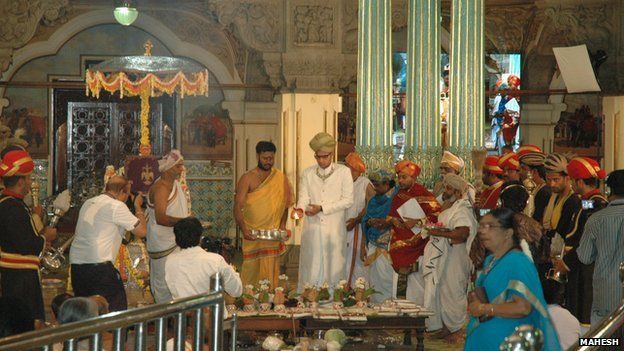 Crowning of Yaduveer Krishnadatta Chamraja Wodeyar