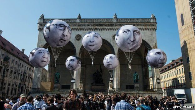 Balloon depicting G7 leaders