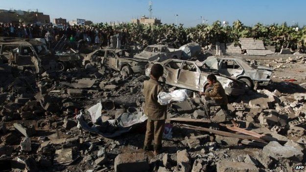 Aftermath of Saudi-led coalition air strikes in Sanaa (26 March 2015)