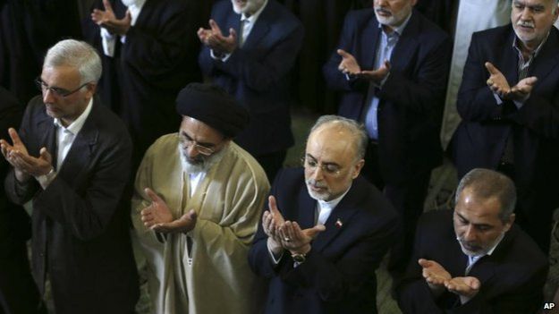 Ali Akbar Salehi, head of the Atomic Energy Organisation of Iran (AEOI), attends Friday prayers in Tehran (3 April 2015)