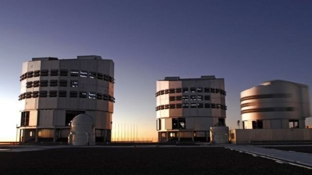 甚大千里镜（the Very Large Telescope）