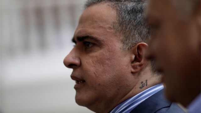 Quién es Tarek William Saab el poeta de la revolución que la