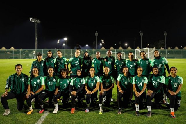 صورة جماعية للمنتخب السعودي للسيدات