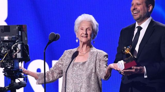 Quién es Ángela Álvarez la cantante cubana de 95 años que ganó el