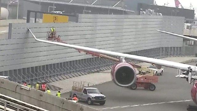 _85646663_plane2.jpg