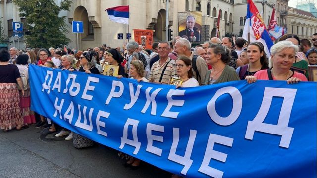 Srbija I Lgbt U Beogradu Protest Protivnika Evroprajda Uz Ikone