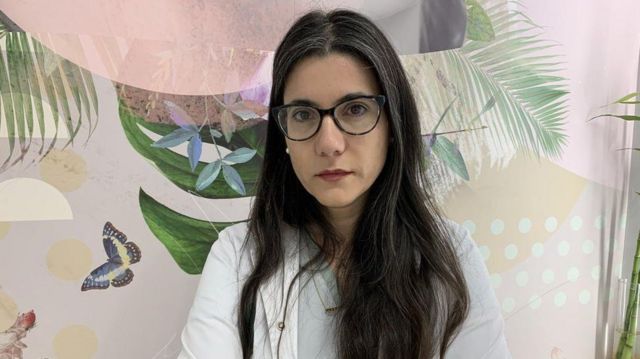 الدكتورة مريم الأديب نشرت تفاصيل الجريمة على التواصل الاجتماعي
