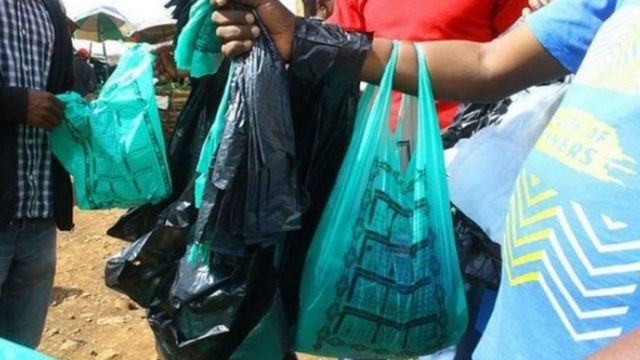 Leta ivuga ko ibikoresho bisubirira amasasha vyamaze gushika mu masoko y'u Burundi