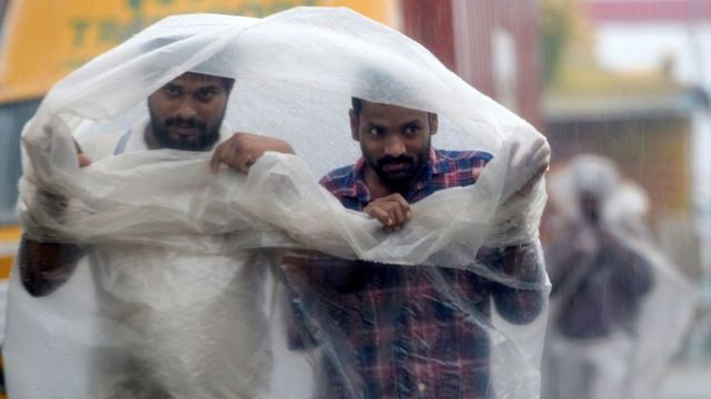 nivar cyclone status news in tamil