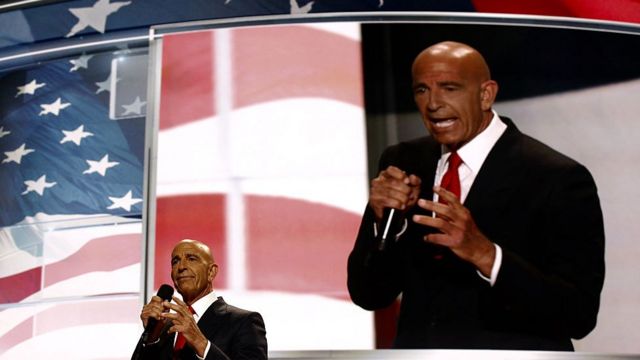 توم براك اثناء حفلة جمع التبرعات لحملة ترامب