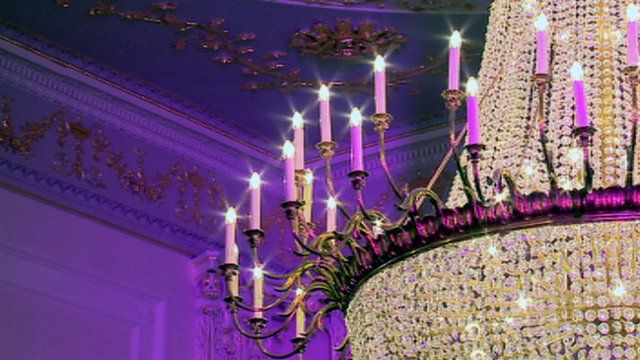 Chandelier in the Assembly Rooms