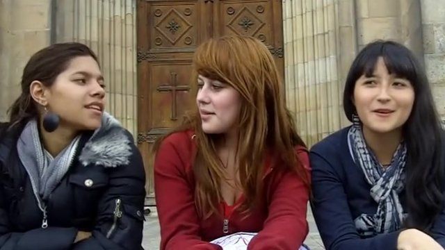 Women in Colombia talking about London 2012
