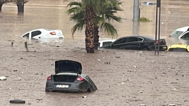 Deprem bölgesindeki sel neden can kaybına ve bu kadar büyük hasara yol