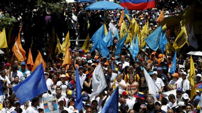 Opposition supporters take part in a rally against Venezuela's President Nicolas Maduro's government in Caracas, March 12, 2016.