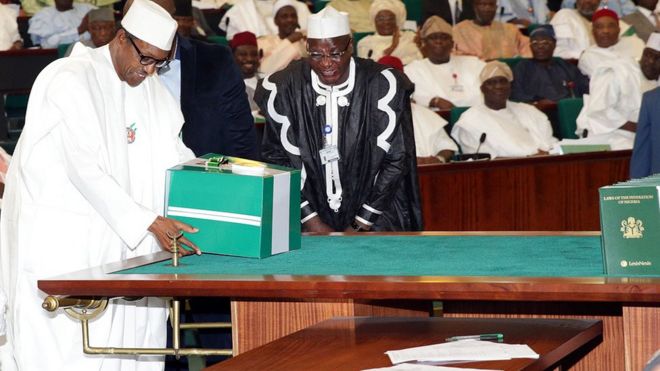 Nigeria's President Muhammadu Buhari presenting the 2016 budget proposal to the parliament in December 2015