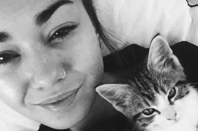 Mia Ayliffe-Chung with her cat Leo