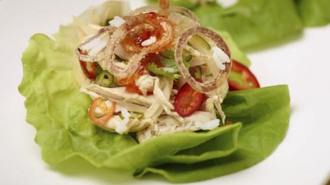 علماء يطورون اختبارا للبول يكشف عن المأكولات ويساعد في محاربة السمنة