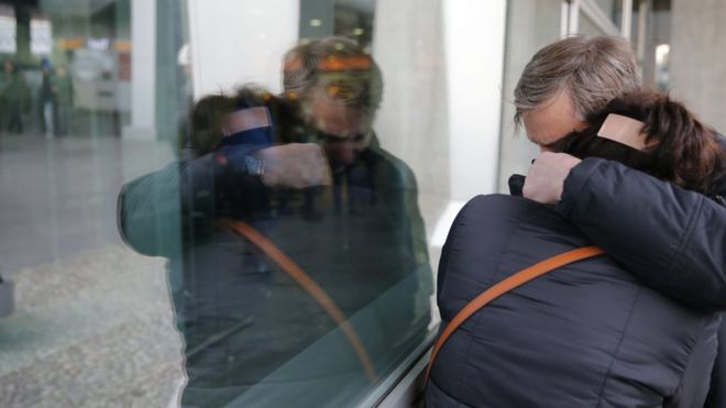 Relatives of passengers cry at Pulkovo airport, St Petersburg - 31 October