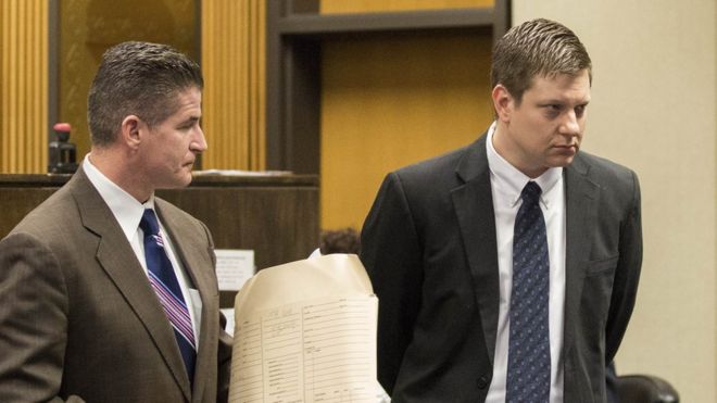 Cop denies murder of Laquan McDonald