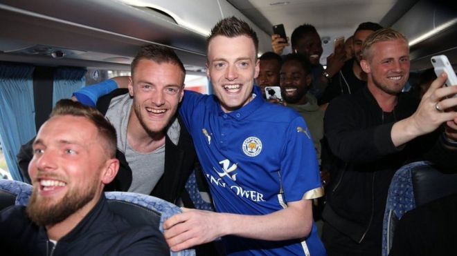 Jamie Vardy lookalike Lee Chapman with Jamie Vardy