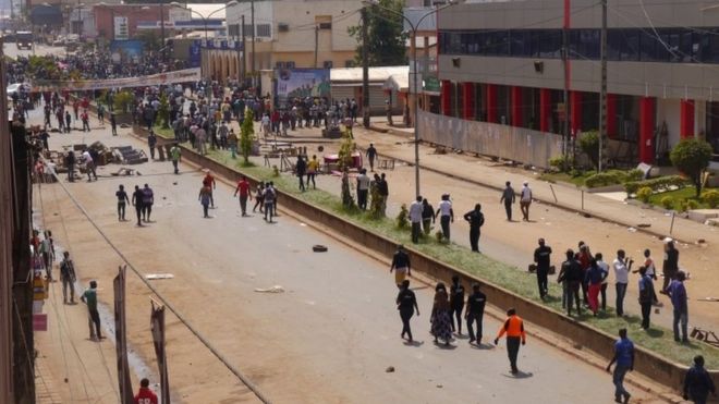 Demonstrators in Bamenda